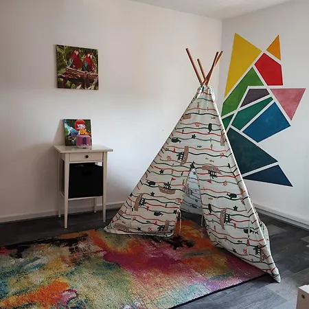 Vakantiehuis Eden Frankenblick I Rennsteig I Thueringer Wald I Wandern I Naturnah I Nahe Skipiste L Spielzimmer I Waschmaschine I Kostenlos Parken I Wlan I Spuelmaschine I Familien-ferienhaus I Waldwege Und Wanderwege *